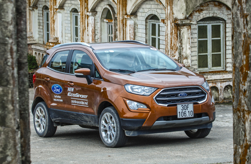 Ford EcoSport 2018 - khắc phục nhược điểm vượt trội mẫu cũ